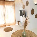 Aderfia With Private Hot Tub