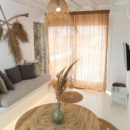 וילה Aderfia With Private Hot Tub אורנוס