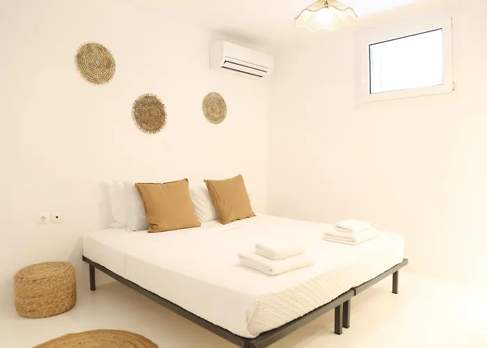 Aderfia With Private Hot Tub Ornos (Mykonos)