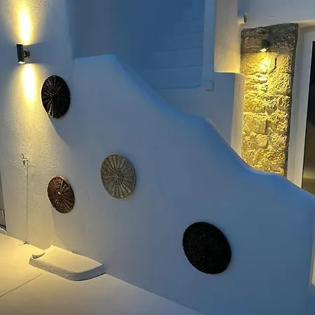 Aderfia With Private Hot Tub 빌라 오르노스