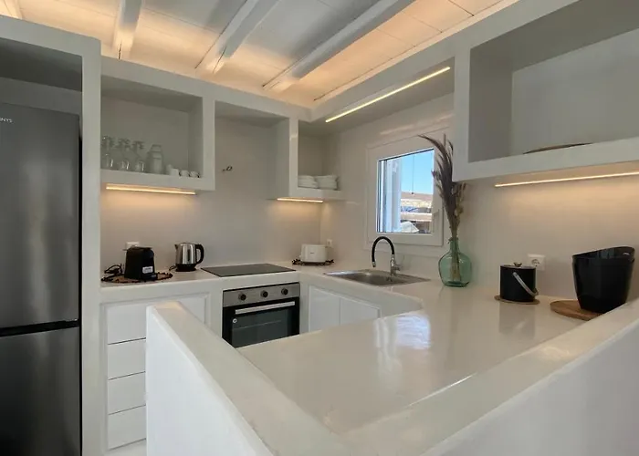 Aderfia With Private Hot Tub * 오르노스