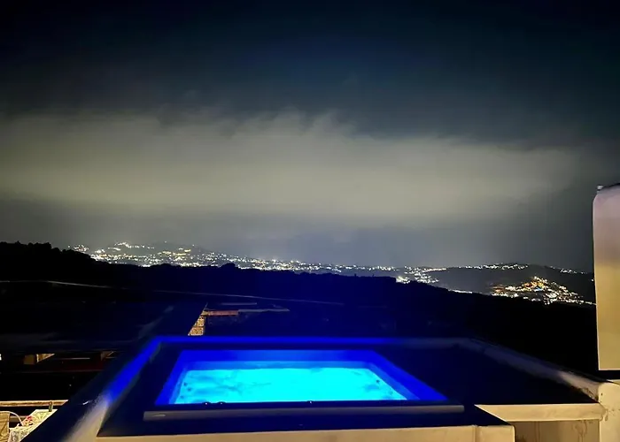 Aderfia With Private Hot Tub 빌라 *