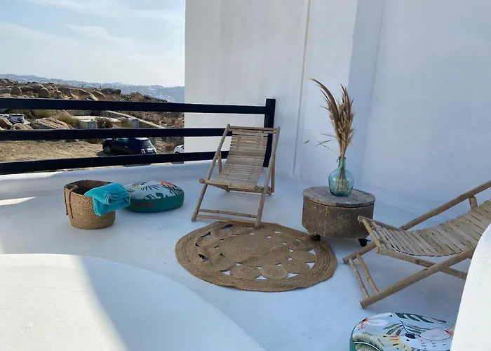 Aderfia With Private Hot Tub 빌라 오르노스